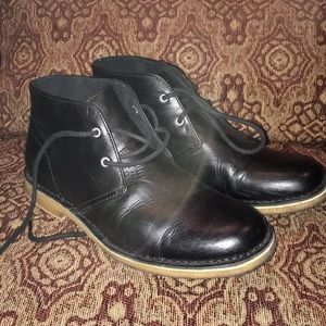 Uggs Men’s Leighton Boots Size 9M Black